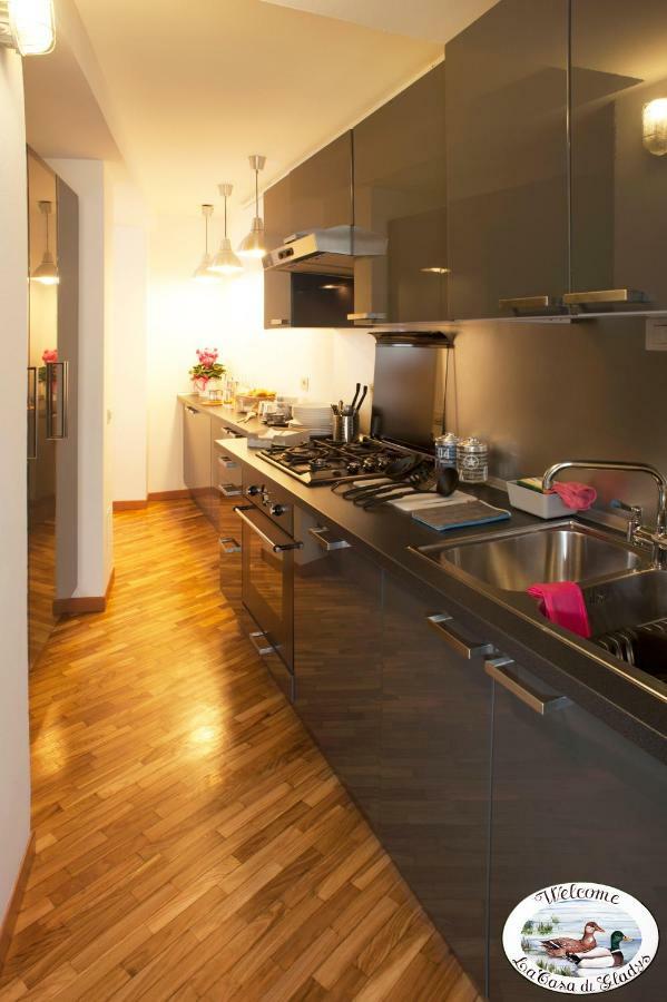La Casa Di Gladys Lägenhet Lecco Exteriör bild